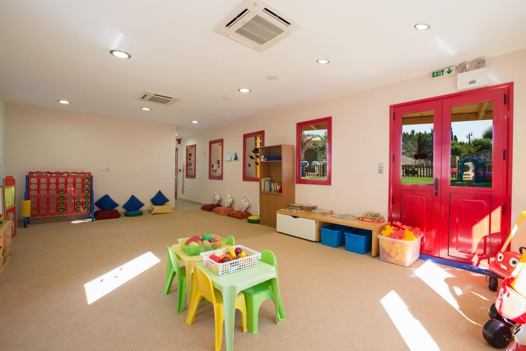 Porto Galini Seaside Resort & Spa Никиана Экстерьер фото The nursery at the school